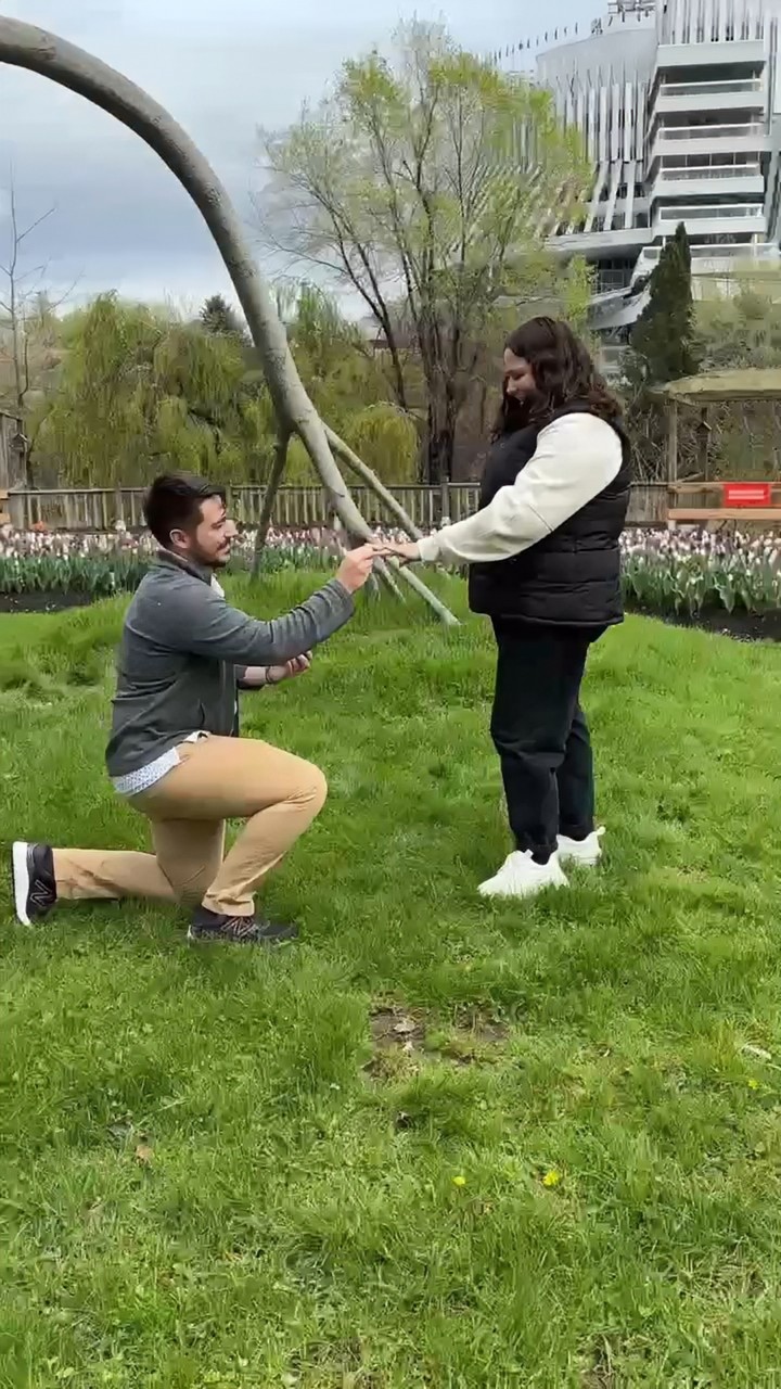 Engagement moment
